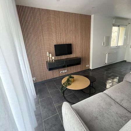 Апартаменты Studio Tout Confort, Au Pied De Toute Commodite, 2 Кретей Экстерьер фото